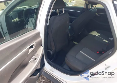 2021 Hyundai Sonata Se z USA, uszkodzony, nr VIN 5NPEG4JA2MH103669